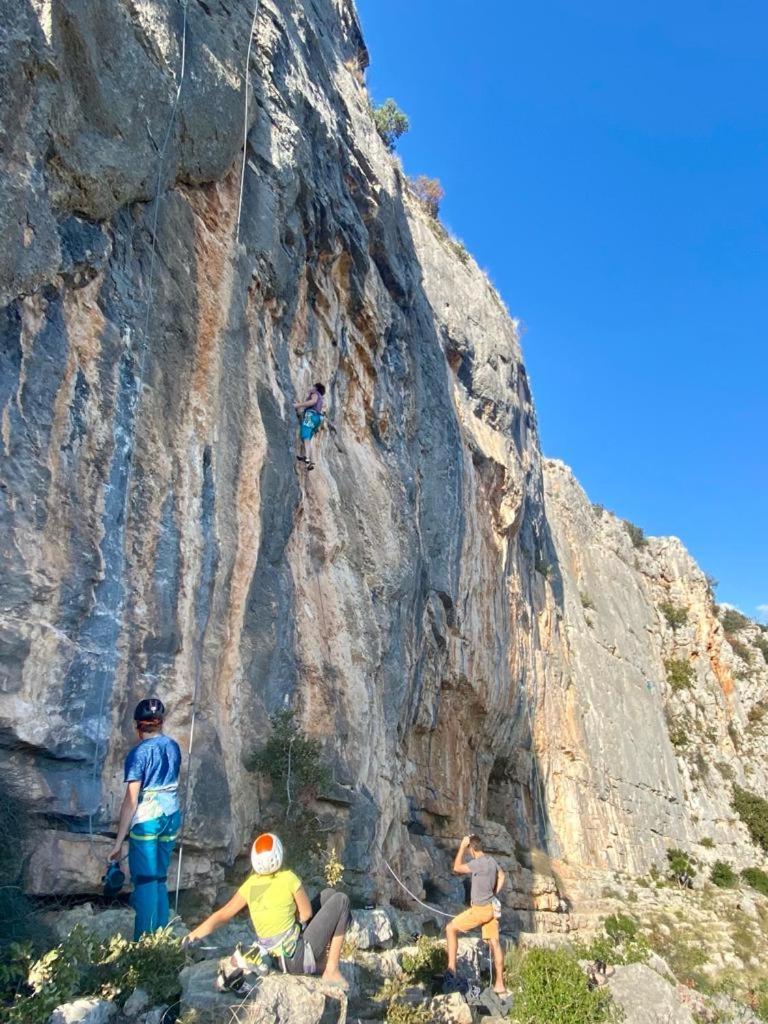 מלון לוזובאק Krka Ivan מראה חיצוני תמונה